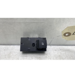 Interrupteur de leve vitre arriere gauche OPEL ZAFIRA TOURER C