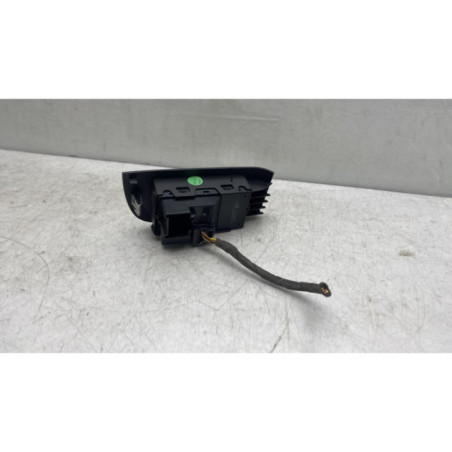 Interrupteur de leve vitre avant droit OPEL ZAFIRA TOURER C