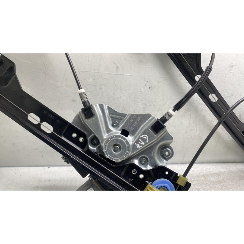 Leve vitre electrique avant droit OPEL ZAFIRA TOURER C Photo n°2