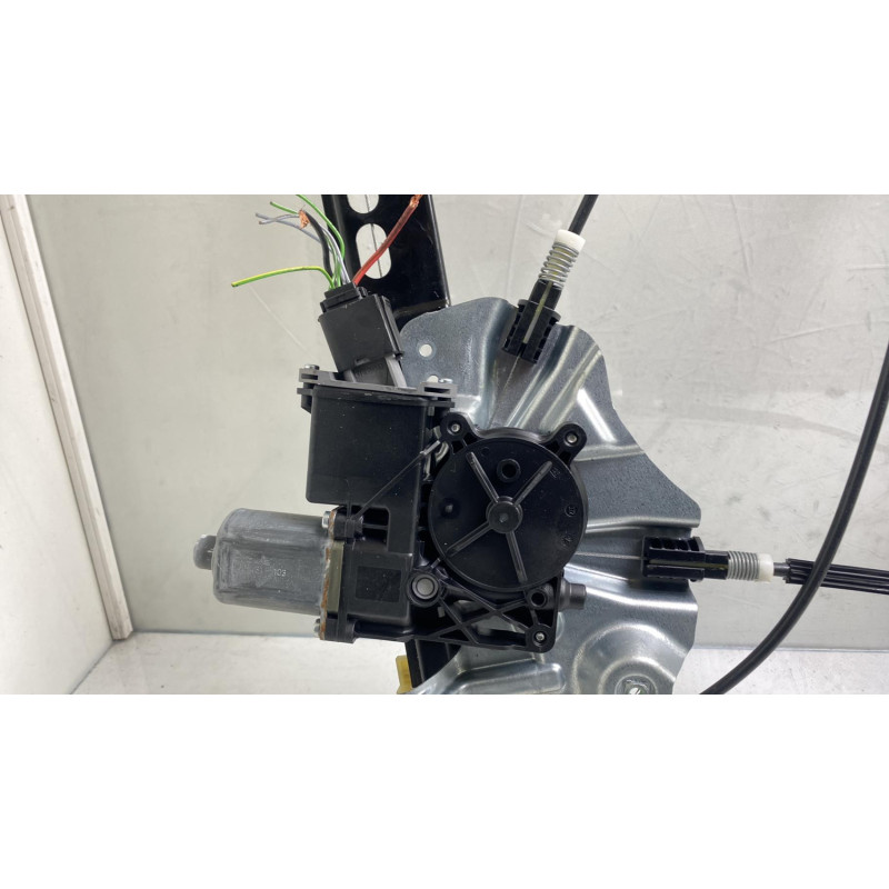 Leve vitre electrique avant gauche OPEL ZAFIRA TOURER C Photo n°6