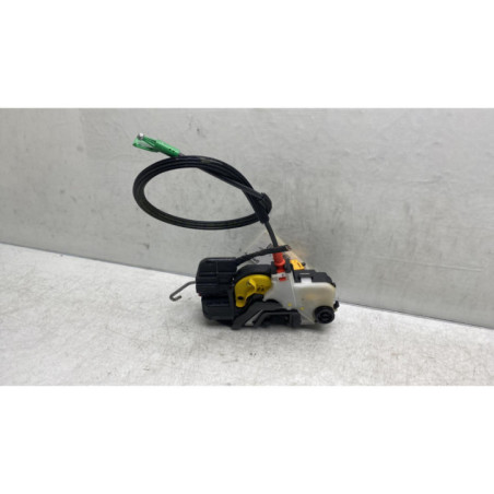 Serrure arriere gauche OPEL ZAFIRA TOURER C