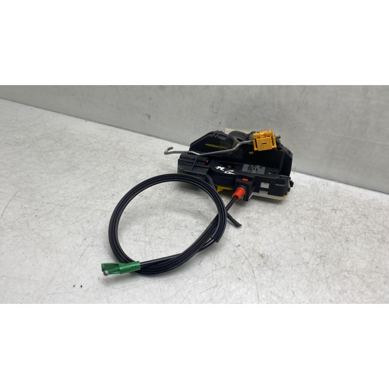 Serrure arriere gauche OPEL ZAFIRA TOURER C Photo n°3