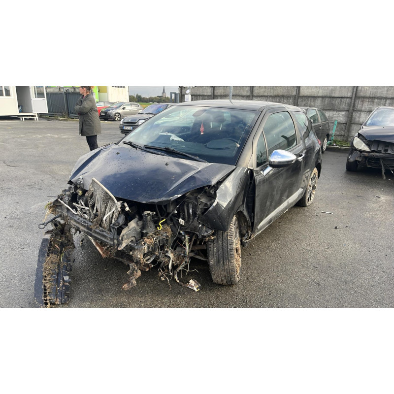 Poignee porte avant droit CITROEN DS3 Photo n°14