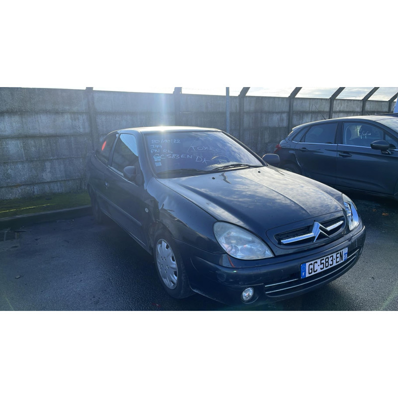 Pare boue avant gauche CITROEN XSARA Photo n°5