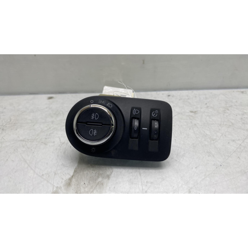 Commande de phare OPEL CORSA D Photo n°3