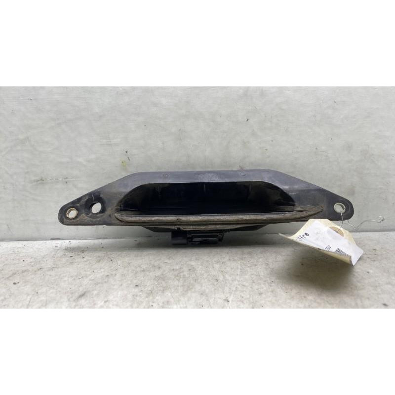 Bouton de coffre FORD KUGA 2 Photo n°4