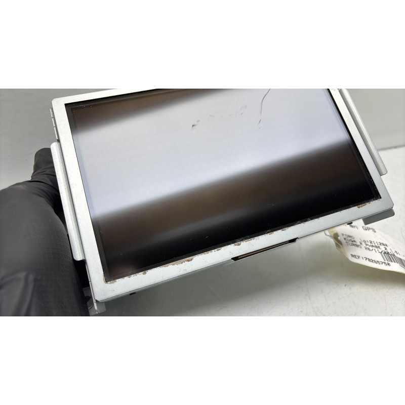 Ecran GPS FORD KUGA 2 Photo n°4