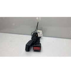 Attache ceinture arriere droit NISSAN QASHQAI 1
