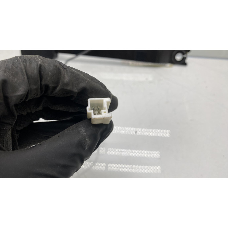 Attache ceinture avant droit NISSAN QASHQAI 1 Photo n°3