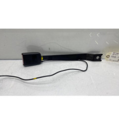 Attache ceinture avant droit NISSAN QASHQAI 1