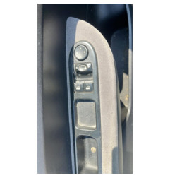 Serrure avant gauche PEUGEOT 307
