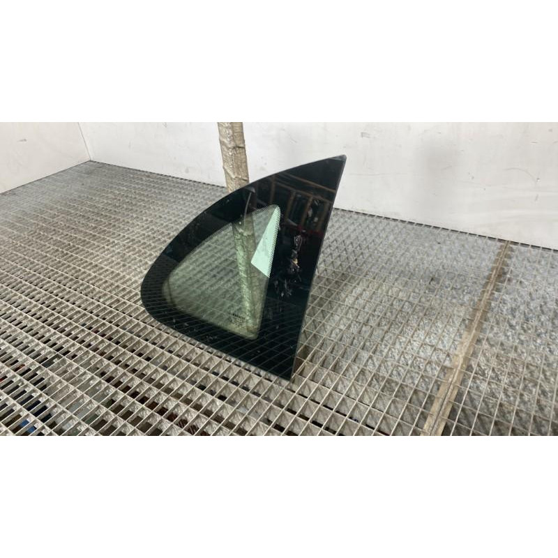 Custode arriere droit RENAULT CLIO 3 Photo n°3