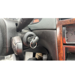 Serrure avant gauche PEUGEOT 307