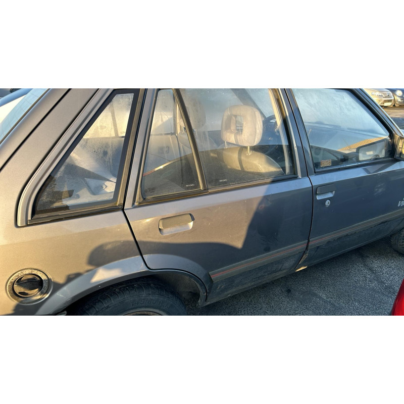 Retroviseur gauche OPEL CORSA A Photo n°8