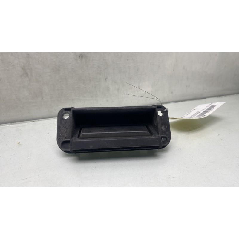 Bouton de coffre MERCEDES CLASSE C 204 Photo n°2