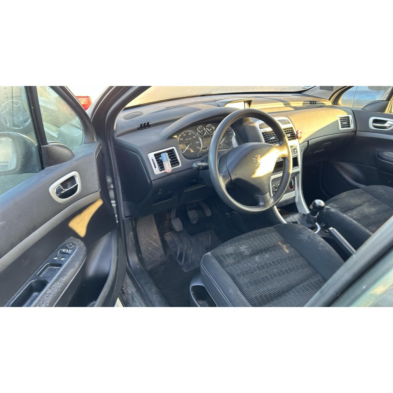 Vitre arriere gauche PEUGEOT 307 Photo n°17