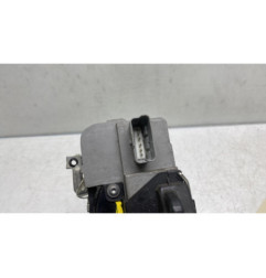 Serrure avant droit PEUGEOT 307