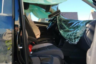 Feu arriere secondaire gauche (feux) VOLKSWAGEN TOURAN 2