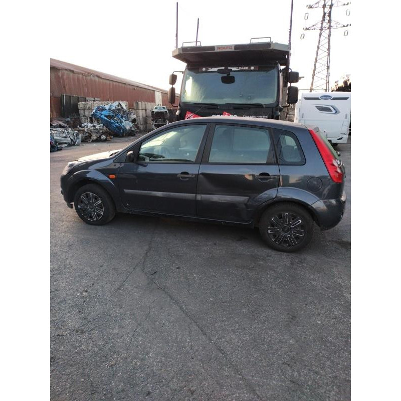 Plage arriere FORD FIESTA 5 Photo n°5
