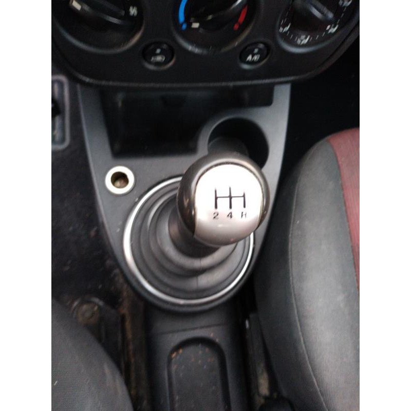 Plage arriere FORD FIESTA 5 Photo n°8