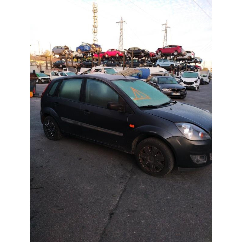 Plage arriere FORD FIESTA 5 Photo n°10