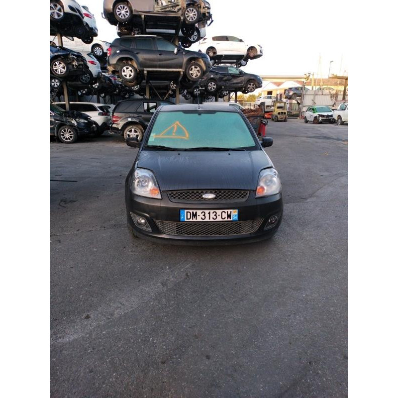 Plage arriere FORD FIESTA 5 Photo n°11
