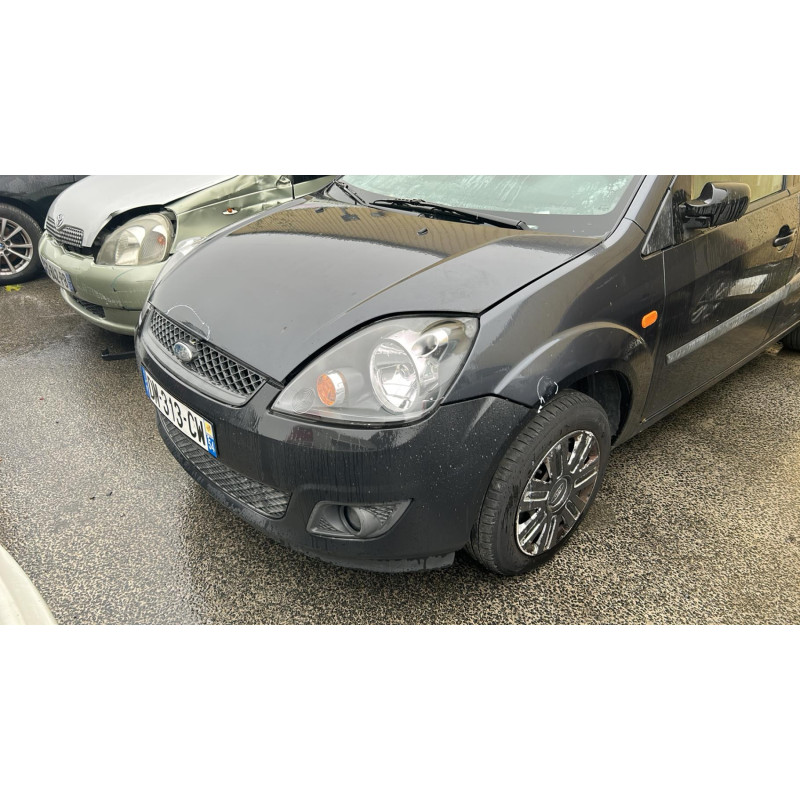Plage arriere FORD FIESTA 5 Photo n°16