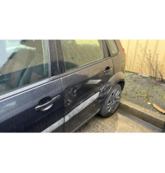 Plage arriere FORD FIESTA 5