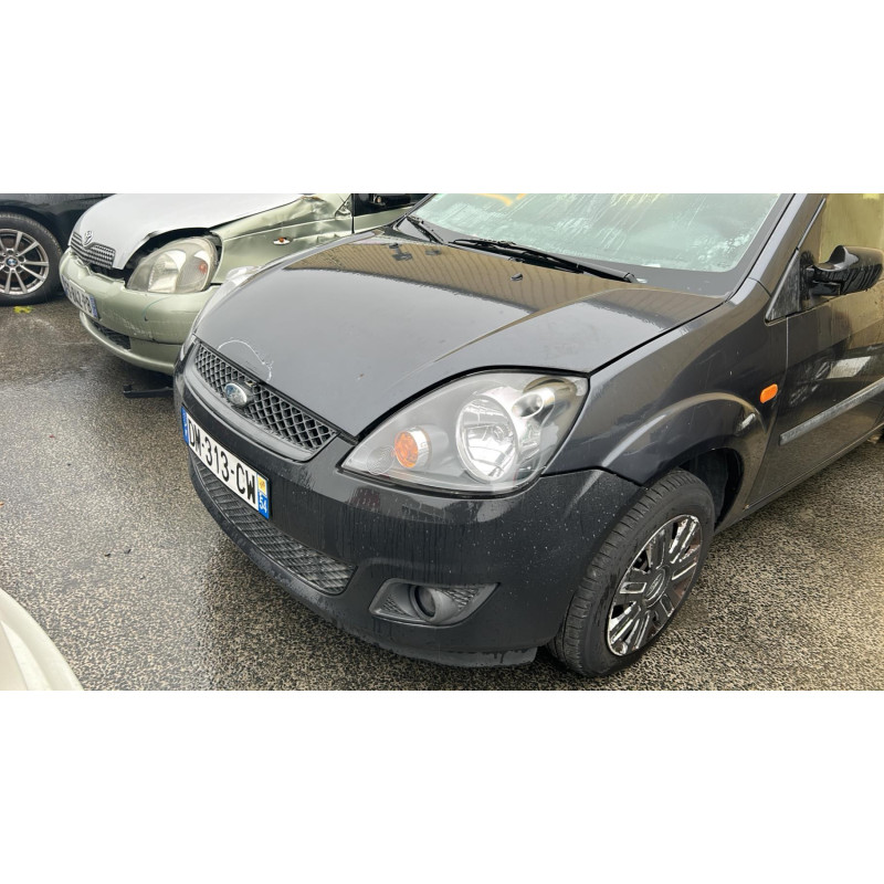 Plage arriere FORD FIESTA 5 Photo n°19