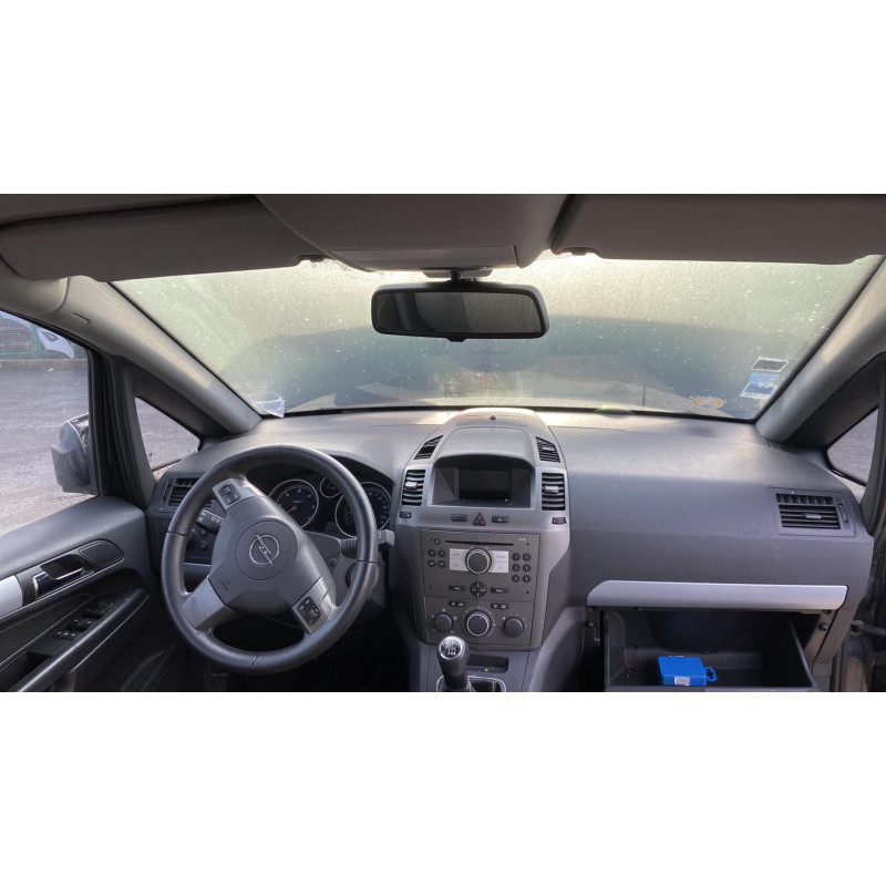 Pare choc arriere OPEL ZAFIRA B Photo n°7