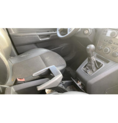 Pare choc arriere OPEL ZAFIRA B