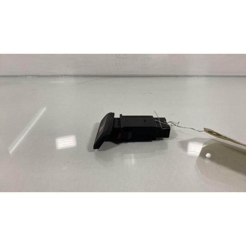 Bouton de warning KIA PICANTO 2 Photo n°3
