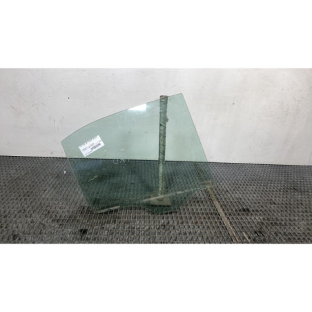 Vitre arriere droit MERCEDES CLASSE C 204
