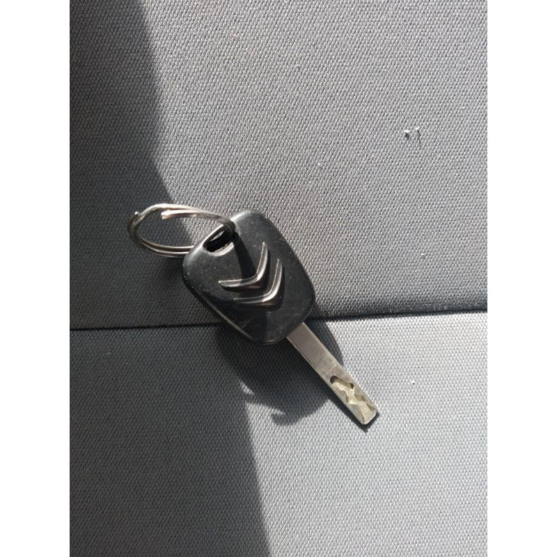 Pompe lave glace arriere CITROEN C1 1 Photo n°5