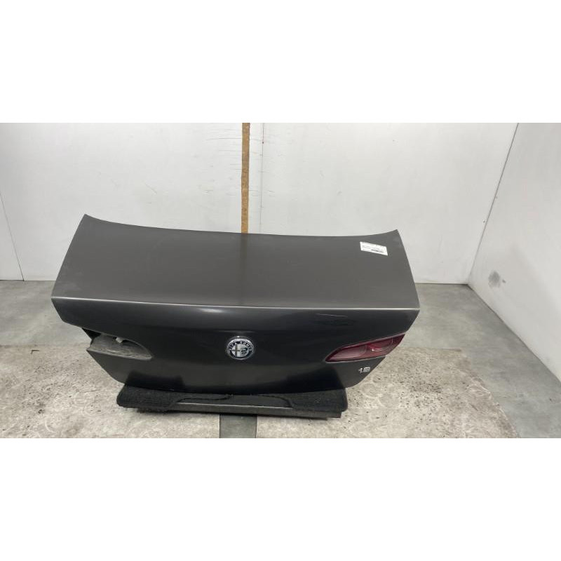 Malle/Hayon arriere ALFA ROMEO 159 Photo n°4