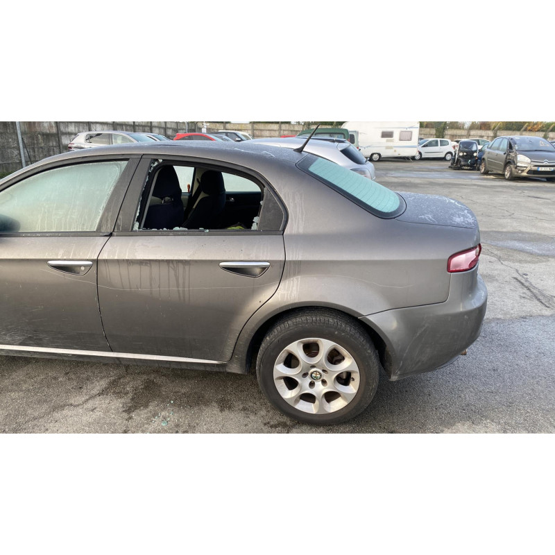 Malle/Hayon arriere ALFA ROMEO 159 Photo n°16