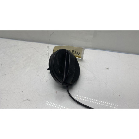 Bouchon de carburant PEUGEOT 208 2