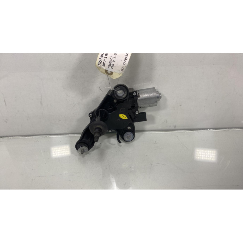 Moteur essuie glace arriere PEUGEOT 208 2 Photo n°3