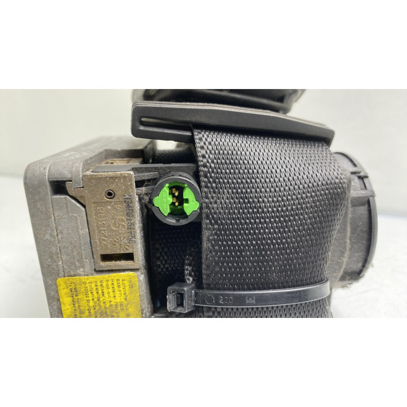 Pretensionneur de ceinture avant gauche MERCEDES CLASSE C 203 Photo n°2