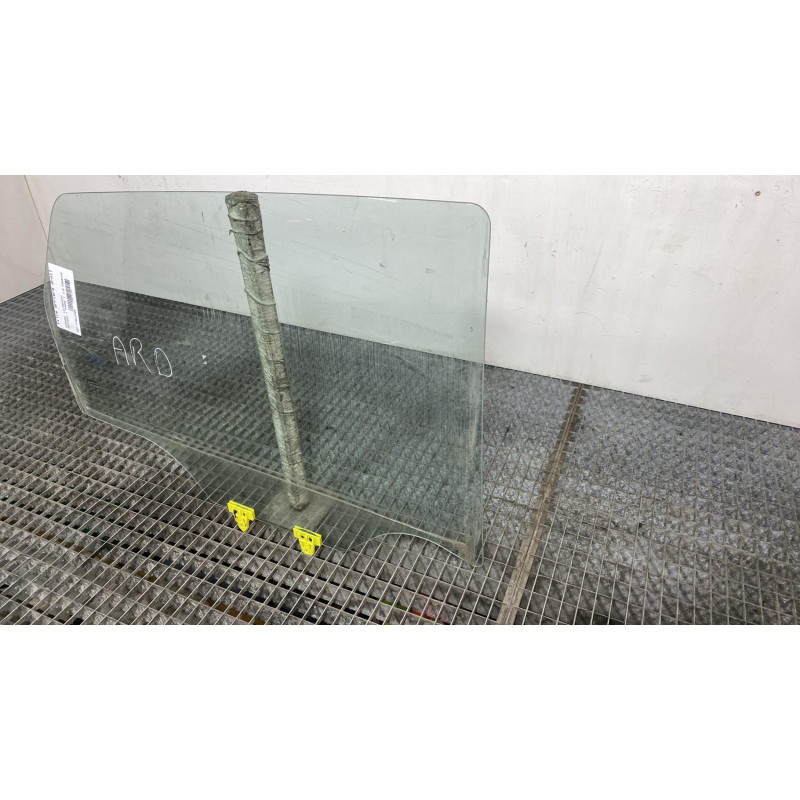 Vitre arriere droit NISSAN QASHQAI 1 Photo n°1