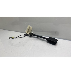 Attache ceinture avant droit NISSAN QASHQAI 1
