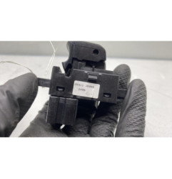 Interrupteur de leve vitre arriere droit NISSAN QASHQAI 1