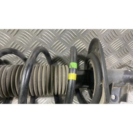 Amortisseur avant droit NISSAN QASHQAI 1