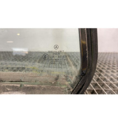 Custode arriere droit MERCEDES 300 C124