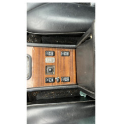 Custode arriere droit MERCEDES 300 C124