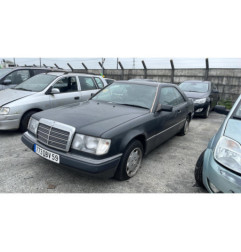Custode arriere droit MERCEDES 300 C124