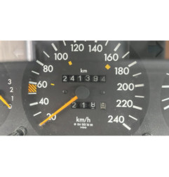 Custode arriere gauche MERCEDES 300 C124