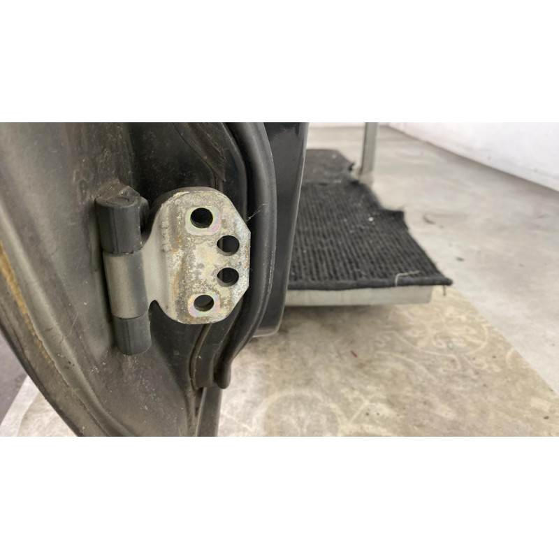 Porte avant droit MERCEDES 300 C124 Photo n°4