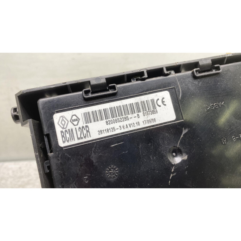 Boitier UCH RENAULT MODUS Photo n°1