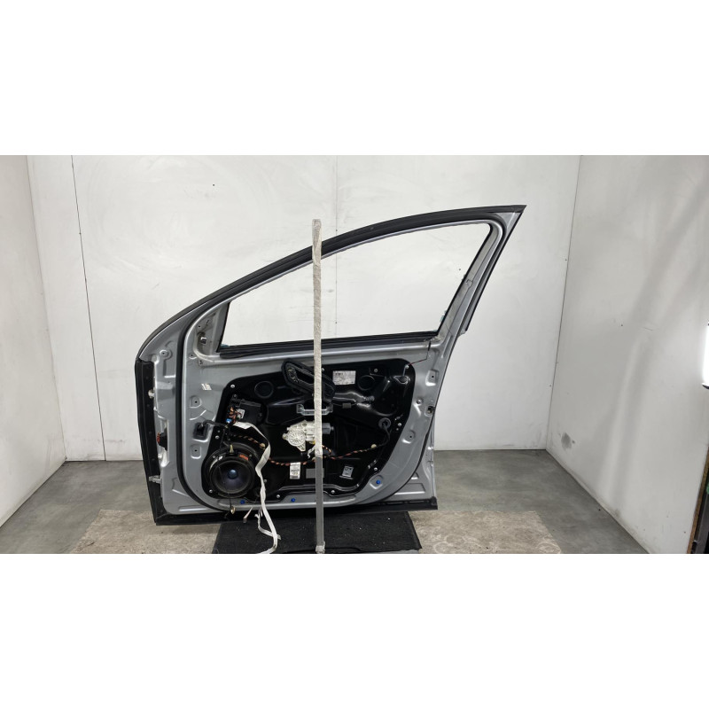 Porte avant droit MERCEDES CLASSE R 251 Photo n°3